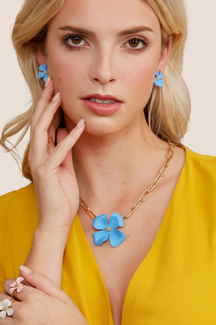 Matte Collar Link Flower Necklace - Lush Lemon - Women's Accessories - Zenzii - 2910291011