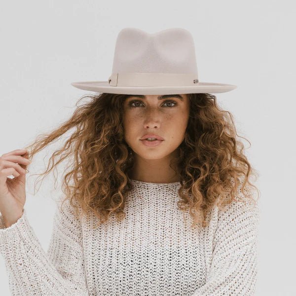 Festival Fashion: Creating Memorable Looks That Blend Style and Practicality - Lush Lemon