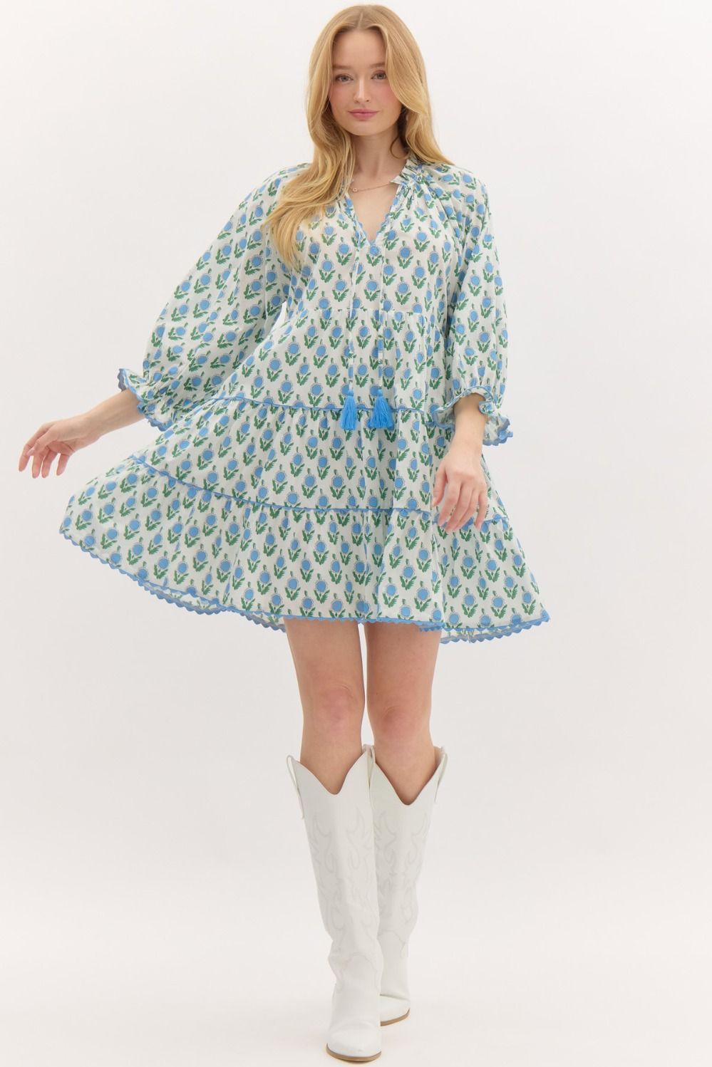 Roommate Style Swap: Finding Fashion Inspiration in Your Dorm - Lush Lemon