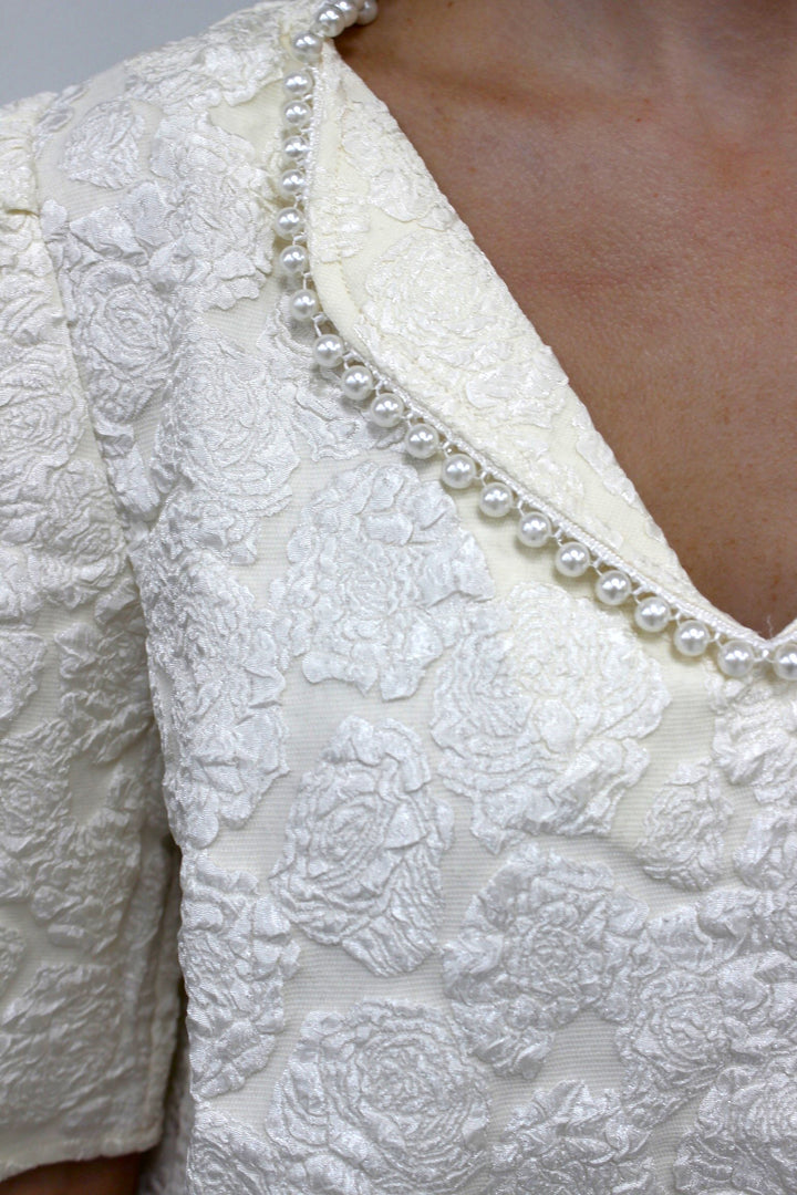 Pearl Collar Floral Textured Top