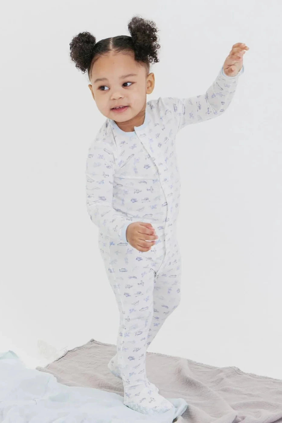 Airplanes Magnetic Footie