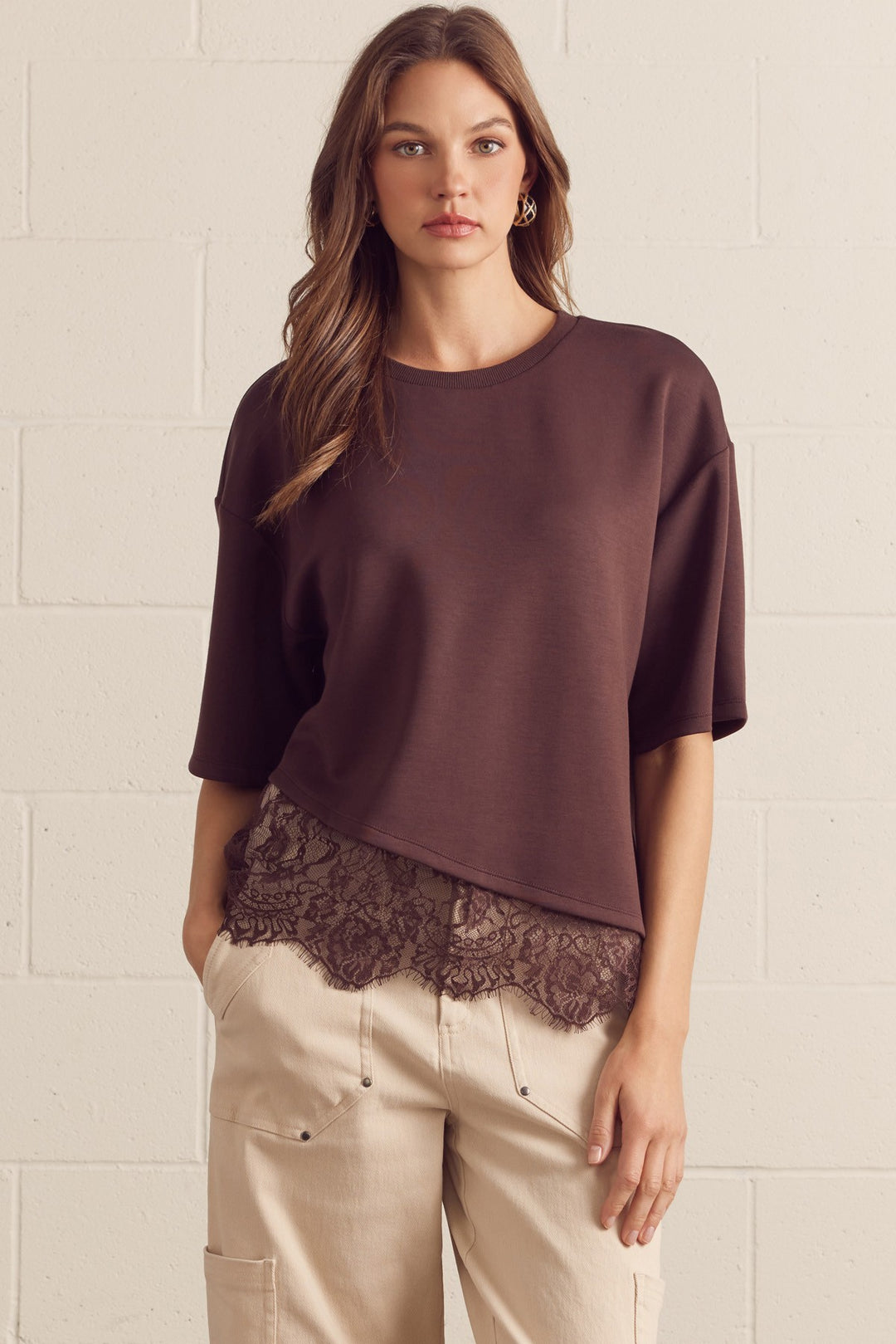 Scallop Lace Hem Knit Top