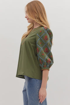 Embroidered Sleeve Scallop Trim Top - Lush Lemon - Women&
