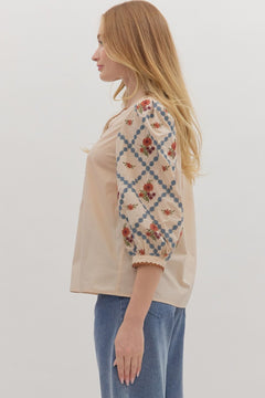 Embroidered Sleeve Scallop Trim Top - Lush Lemon - Women&