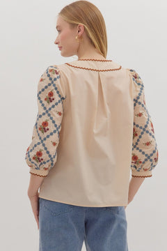 Embroidered Sleeve Scallop Trim Top - Lush Lemon - Women&
