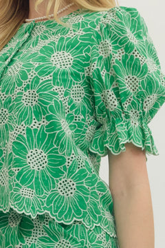 Floral Lace Scallop Hem Puff Sleeve Top - Lush Lemon - Women&