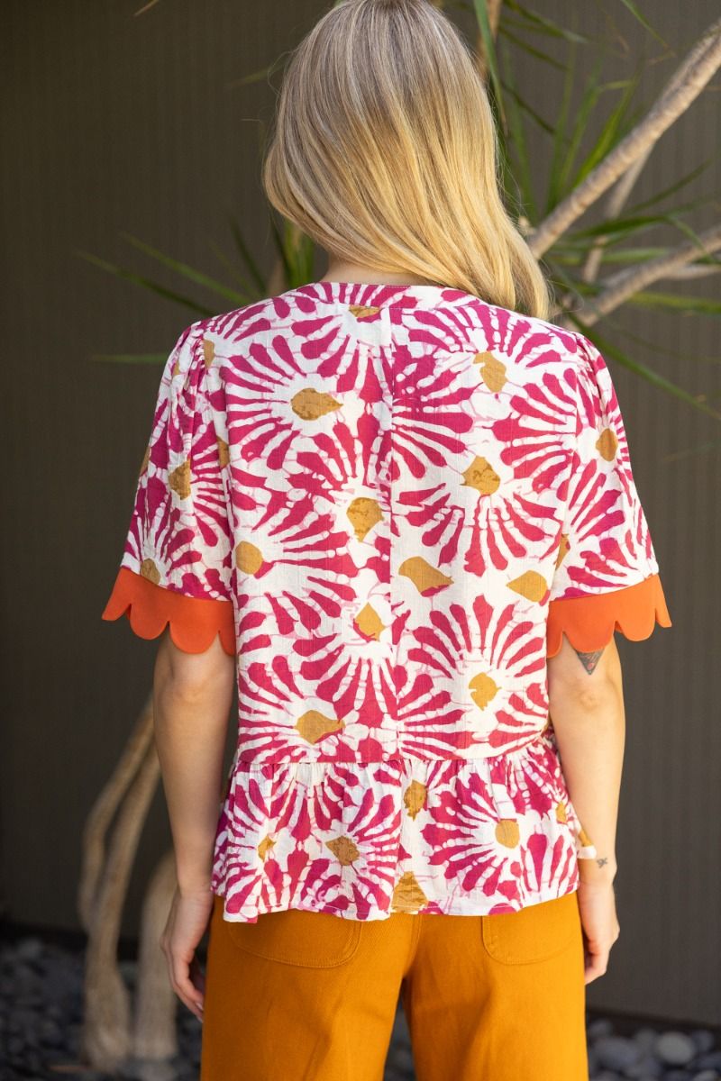 Floral Scallop Trim Top W/Tiered Hem - Lush Lemon - Women's Clothing - Voy - 46291891078013