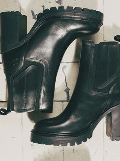 Hattie Black Heeled Chelsea Boot (Final Sale) - Lush Lemon - Women&